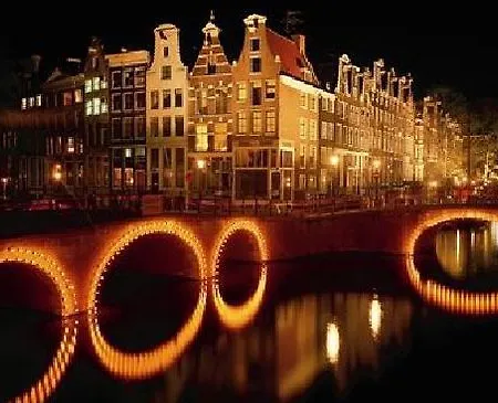 Short Group Jordaan Noordermarkt *