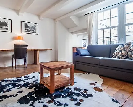 Short Group Jordaan Noordermarkt أمستردام